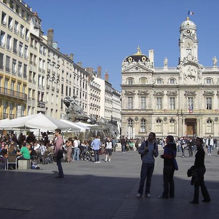 Les Capucins - Lyon 1Er Apartment Стая снимка